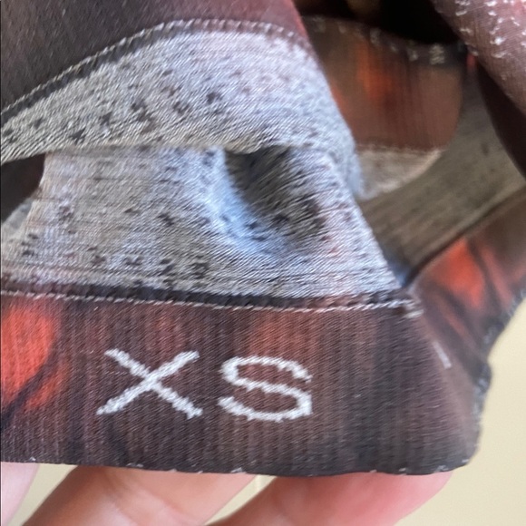 Lululemon Metal Vent Tech Short Sleeve Shirt 2.0 - Picture 7 of 10